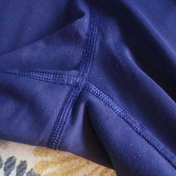 Lululemon Athletica Navy Joggers with zippered pockets and ankle zippers - Picture 5 of 6